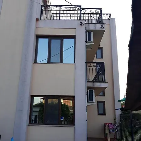 Vila Riviera 데포리노드